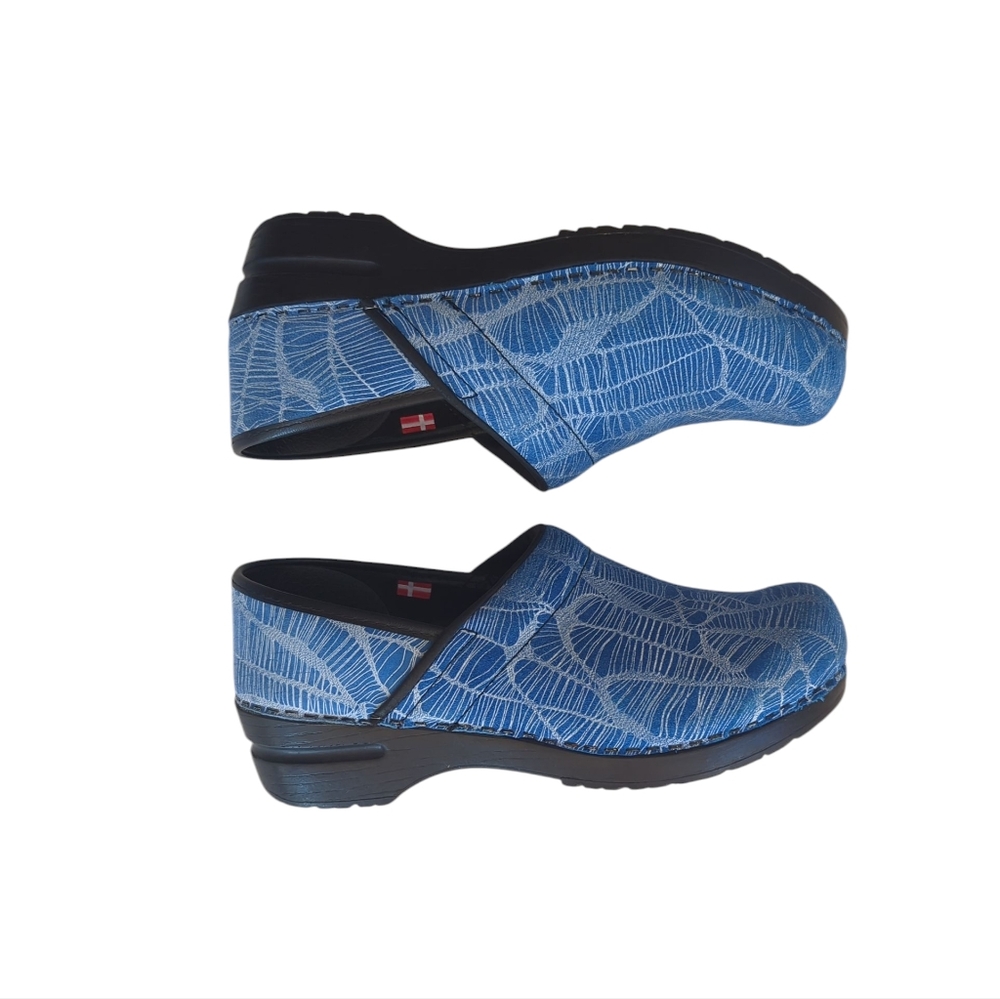 Sanita Leather Applique Design Closed Back Mules Clogs EU 39 Blue - Picture 10 of 16